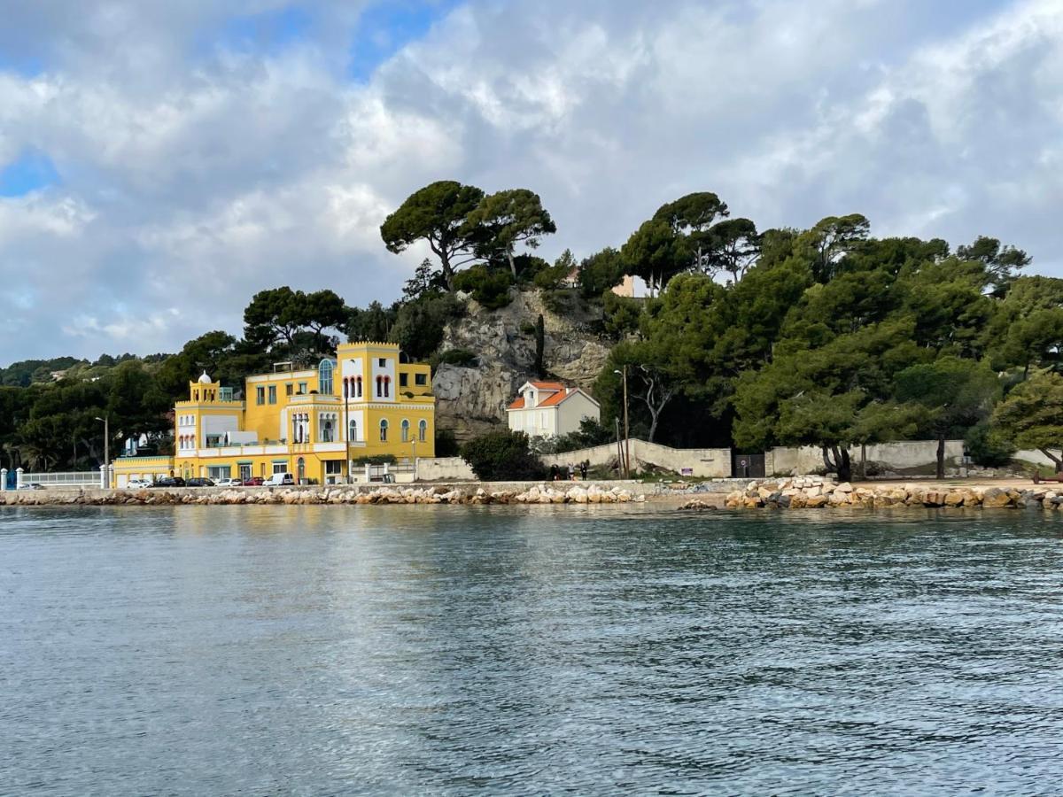 Au Coeur Du Vieux Toulon Au Calme Appartement Renove Climatise Confortable Etage Eleve Avec Ascenseur Proche Parking Et Toutes Commodites Bagian luar foto