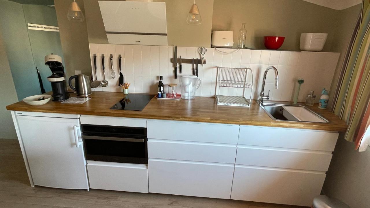 Au Coeur Du Vieux Toulon Au Calme Appartement Renove Climatise Confortable Etage Eleve Avec Ascenseur Proche Parking Et Toutes Commodites Bagian luar foto
