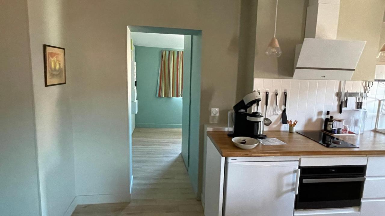 Au Coeur Du Vieux Toulon Au Calme Appartement Renove Climatise Confortable Etage Eleve Avec Ascenseur Proche Parking Et Toutes Commodites Bagian luar foto
